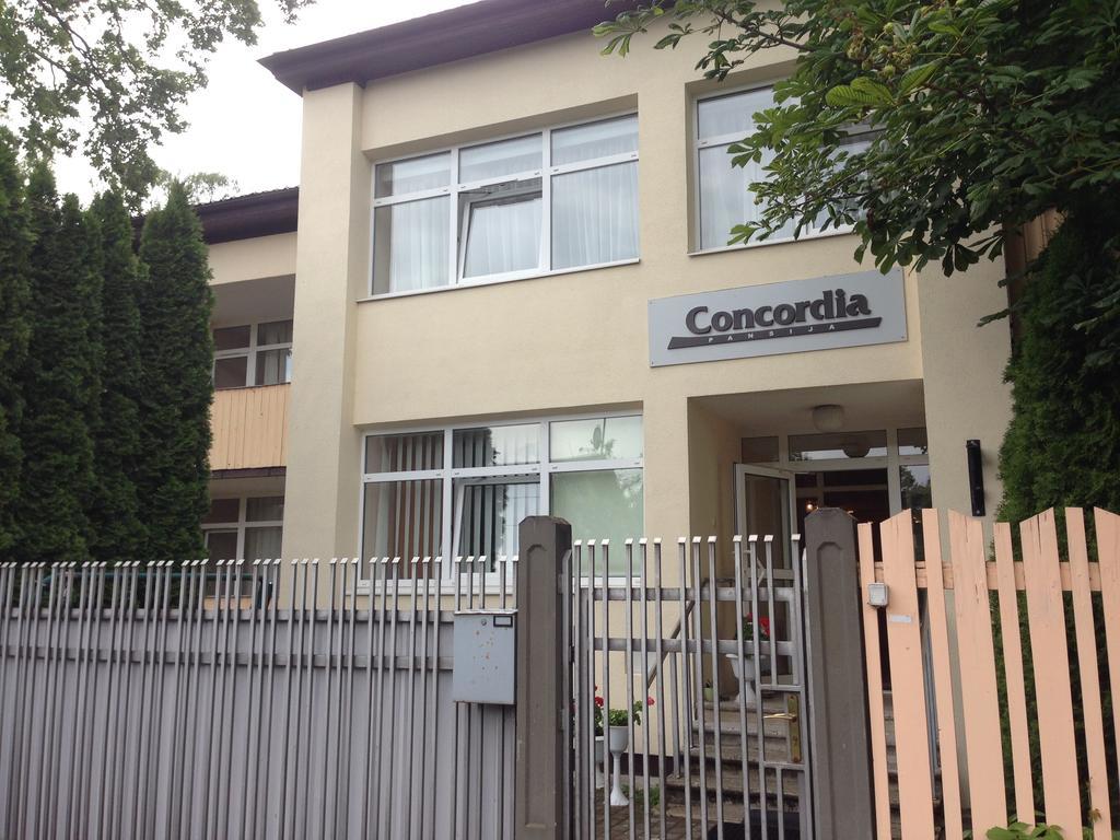 Hotel Concordia Jūrkalne Esterno foto